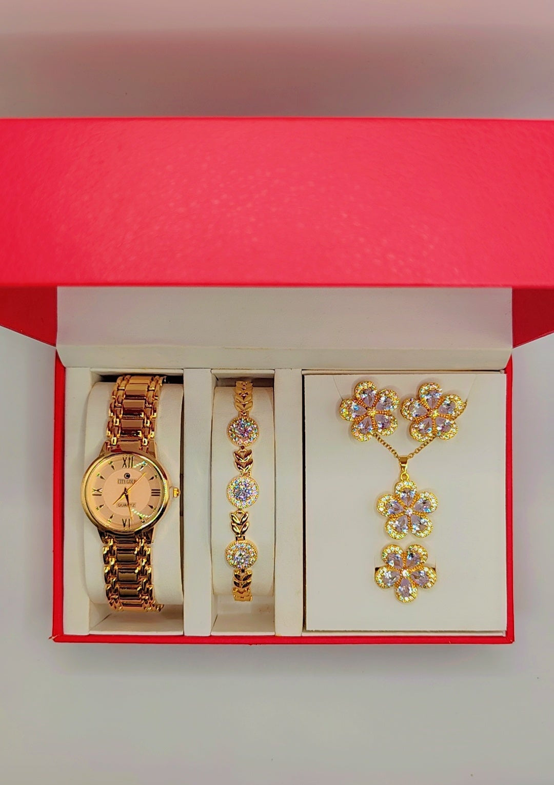 Luxury women's jewelry box with sunflowers motifs