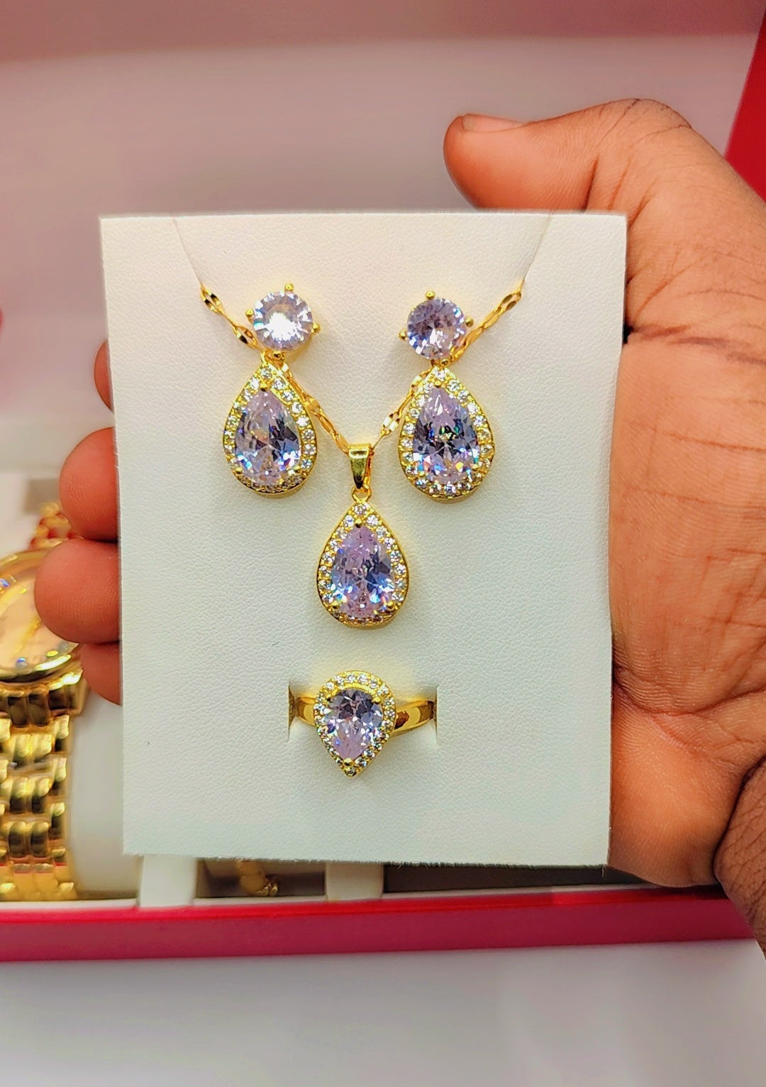 Luxury women's jewelry box with diamond style