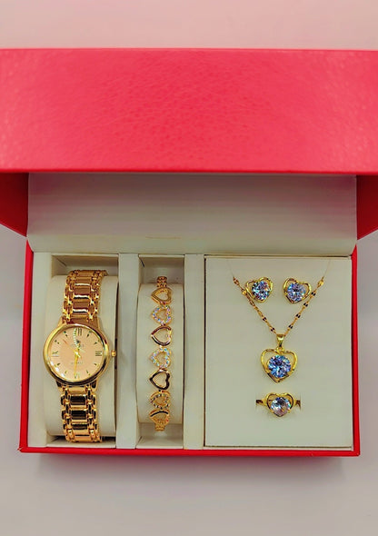 Luxury women's jewelry box with heart motifs